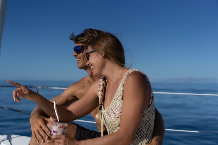 These are the best places for adventurous boat tours & water sports in island of hawaii: Hawaii Sail Charters Kona Sailing Tours Sunset Sail Snorkeling Adventures Activities Kona Sailing Tours Hawaii Sail Charters
