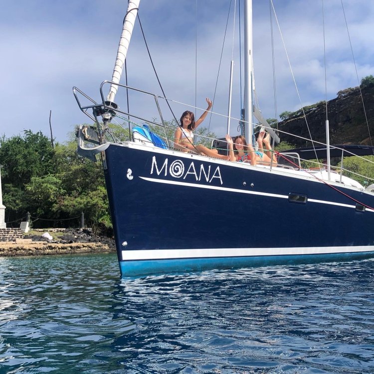Understand, this is not a luxury trip where you are going to be waited on or pampered. Hawaii Sail Charters Kona Sailing Tours Sunset Sail Snorkeling Adventures Moana Our Boat