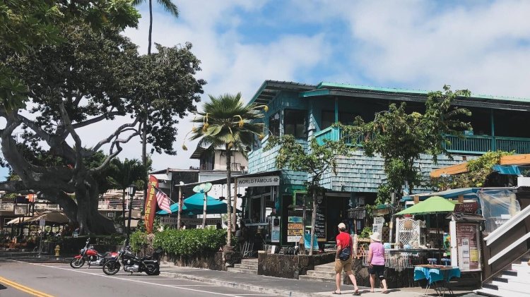 We rounded up some of the most popular destinations and the details you need to know before you go. 10 Day Hawaii Itinerary For An Epic Hawaii Vacation