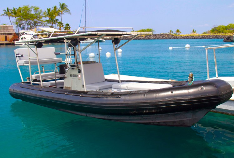 Experience ancient hawaii from the water by power or sail during a napali coast sunset dinner cruise and experience majestic waterfalls, hidden sea caves, towering cliffs, and lush valleys. Private Boat Charters Hawaii Best Dolphin Snorkel Tours Hawaii Best Manta Ray Night Snorkel Tour